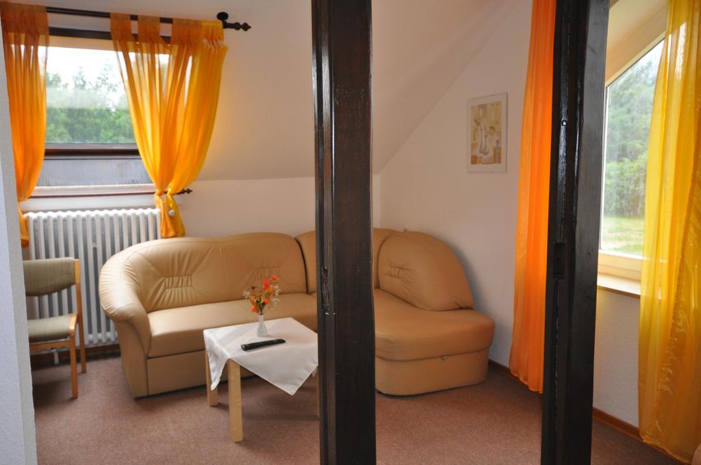 Hotel & Hostel Drei Baeren Altenau  Room photo
